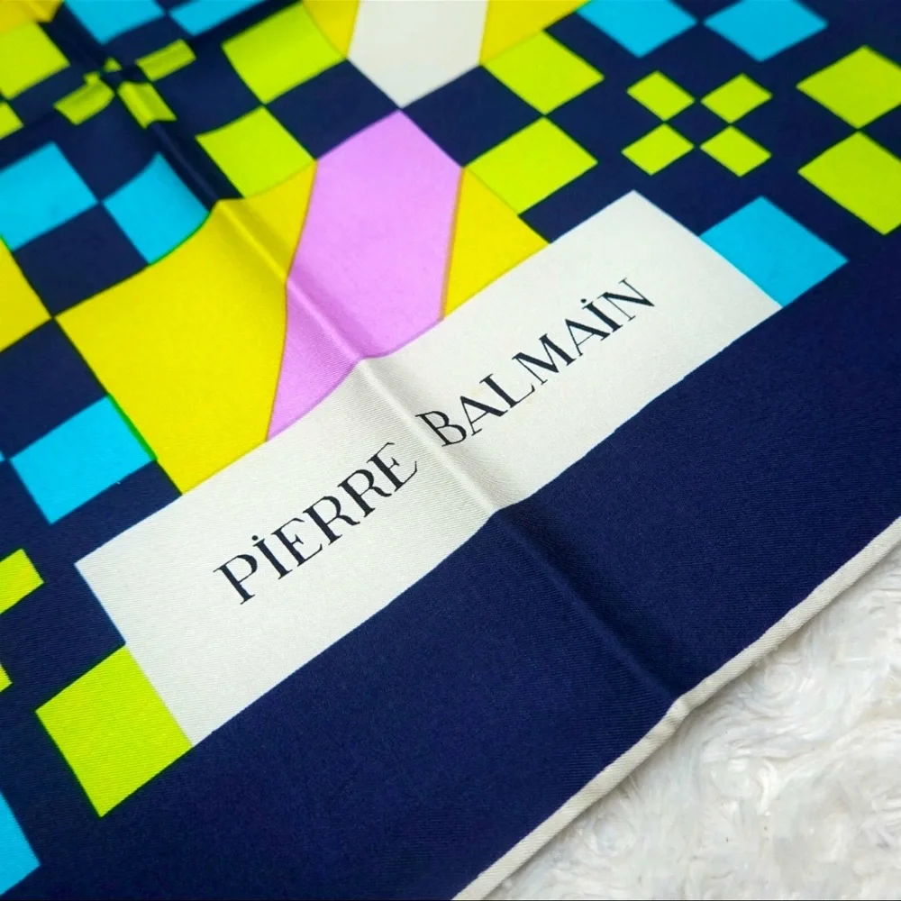 BALMAIN Silk 30.5" X 31" O940 Pierre Balmain Vintage Rate Silk - Picture 4 of 7